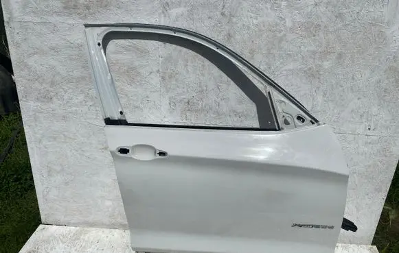 BMW X3 F25 Front door 