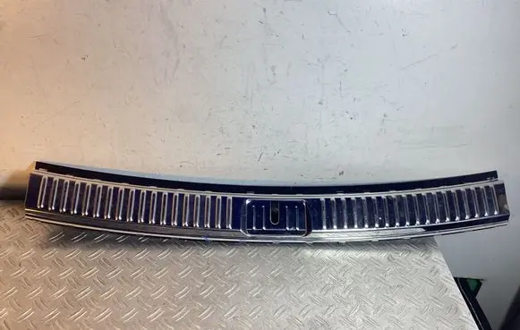Porsche Cayenne (92A) Trunk/boot sill cover protection 7P0863459F