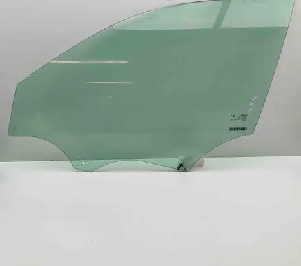 Volvo XC40 Front door window glass four-door 32368778