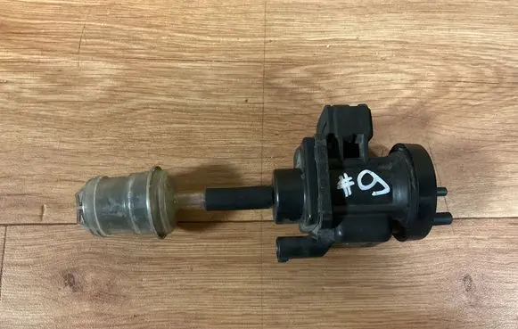 Mercedes-Benz ML W163 Turbo solenoid valve 0005450427