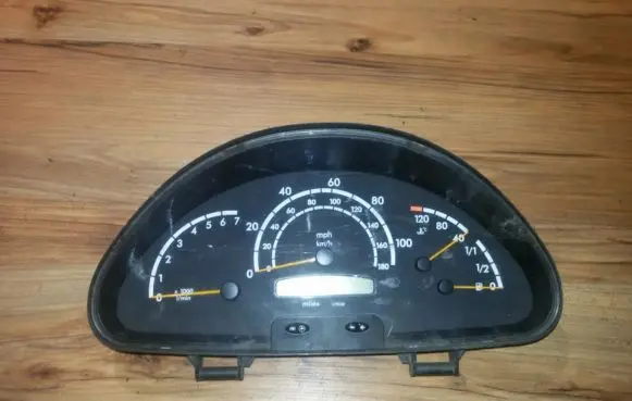 Mercedes-Benz Sprinter W901 W902 W903 W904 Speedometer (instrument cluster) a0014468721 88311295