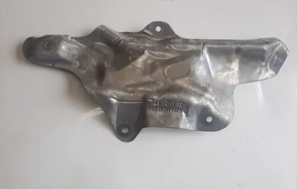 Mercedes-Benz CLA C117 X117 W117 Exhaust heat shield A2701421320