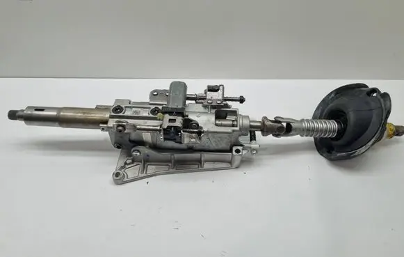 Steering wheel axle set