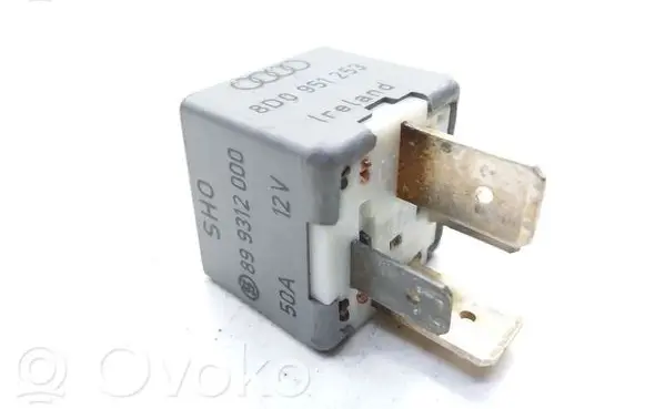 Volkswagen PASSAT B5 Other relay 8D0951253 899312000