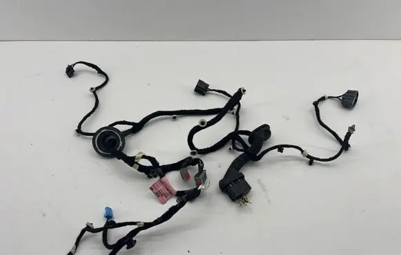 Land Rover Evoque II Rear door wiring loom K8D214633