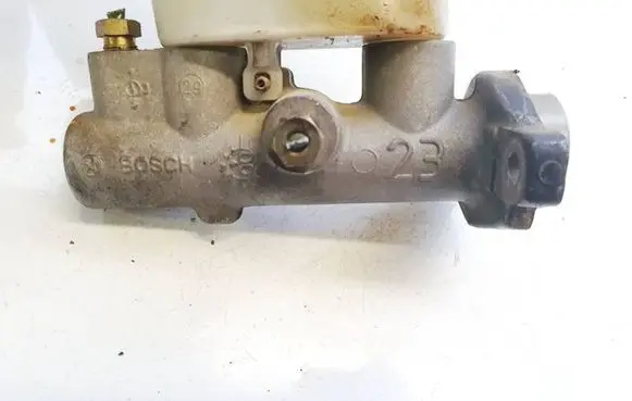 Nissan Almera N16 Master brake cylinder 22157879