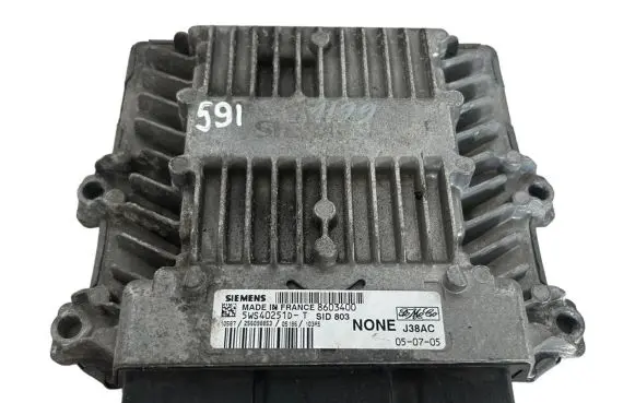 Volvo V50 Engine control unit/module 5WS40251DT 8603400