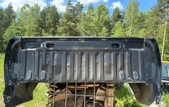 Toyota Tundra II Pickup box 