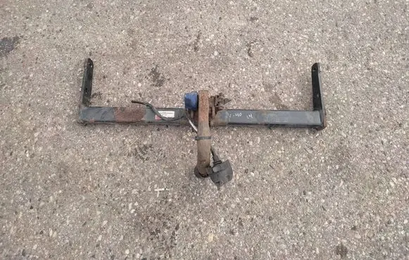 Volvo V40 Tie down hook / loop VL51U