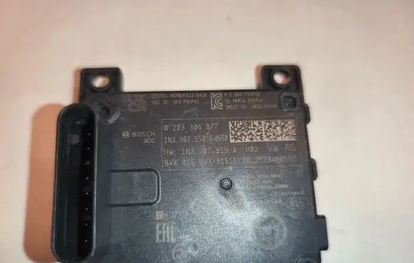 Volkswagen Tiguan Distronic sensor radar 1N3907550E