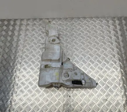 BMW X5 F15 Windshield washer fluid reservoir/tank 7292424 7388349