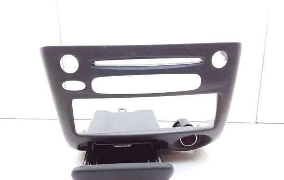 Toyota Yaris Ashtray (front) 7411152010 8622052020