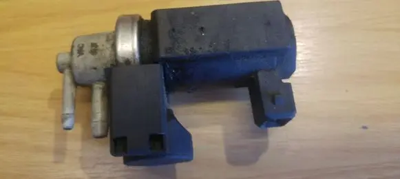 Renault Scenic II - Grand scenic II Turbo solenoid valve 8200270451