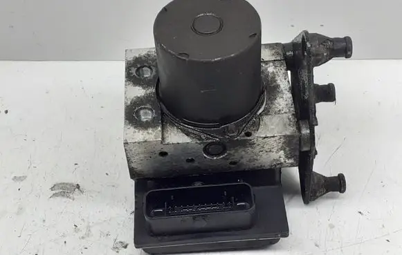Mercedes-Benz Vito Viano W639 ABS Pump 0265252156 A0084316212
