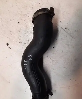 Opel Zafira B Intercooler hose/pipe 55557037