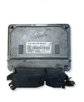 Volkswagen Polo V 6R Engine control unit/module 03D906023 5WP4080604
