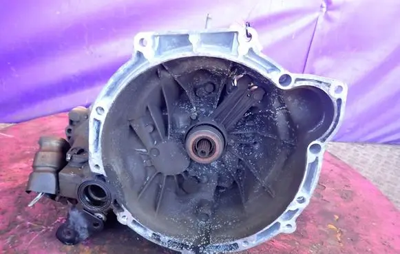 Ford Fiesta Manual 5 speed gearbox 3S6R7002AB