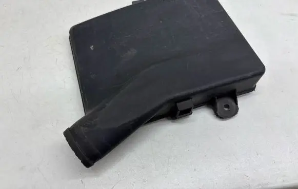 Volvo S70 V70 V70 XC Fuse box cover 1928403573