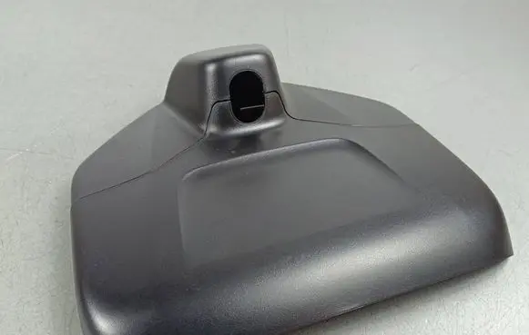 Maserati Levante Rearview mirror trim 670040423 D473