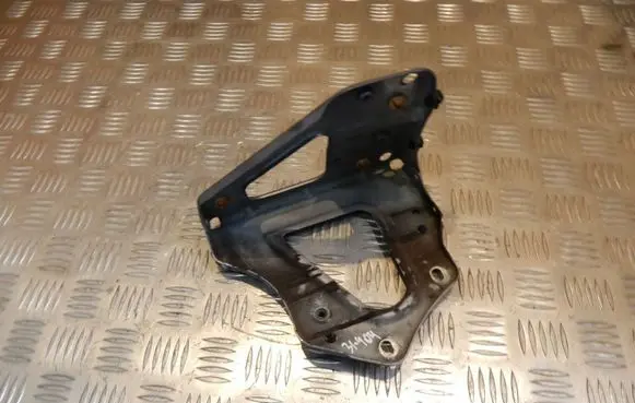 Audi A6 S6 C6 4F Fender mounting bracket 4F0821136A 4F0821136 31404