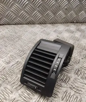 Skoda Octavia Mk2 (1Z) Dashboard side air vent grill/cover trim 1z0819701