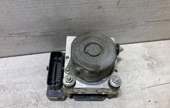 Nissan Micra K14 ABS Pump 476605FA0A