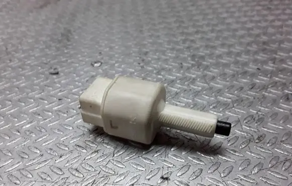 Brake pedal sensor switch