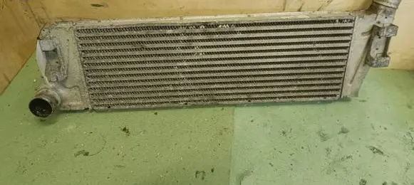 Renault Megane II Intercooler radiator 8200115540