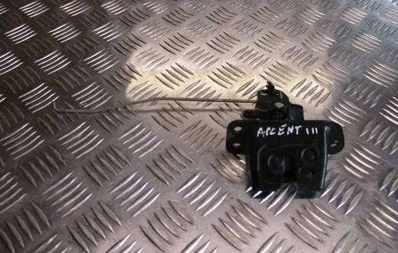 Hyundai Accent Tailgate/trunk/boot lock/catch/latch