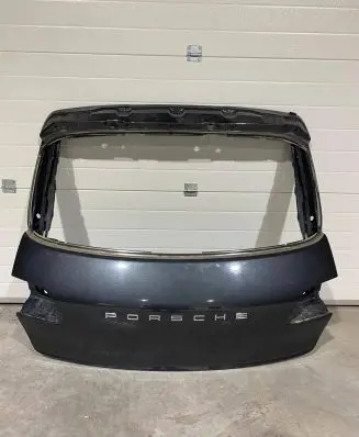 Porsche Macan (95B) Tailgate/trunk/boot lid 95B827123