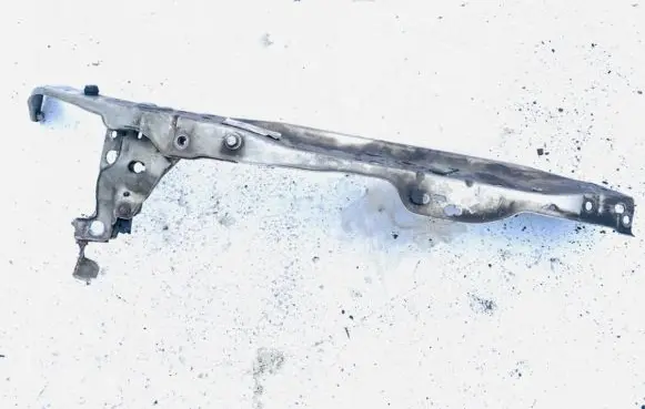 Opel Astra H Radiator support slam panel 13237139