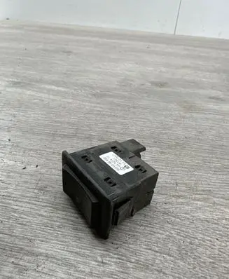 Mazda 6 Seat heating switch GS1D66420 13122007 03101410