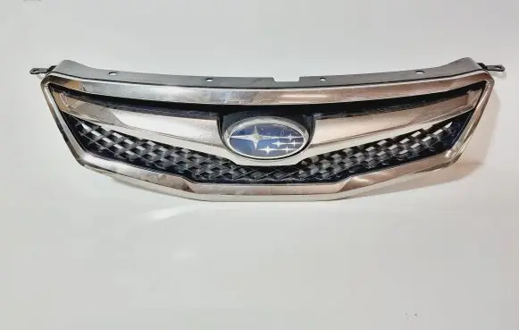 Subaru Legacy Front bumper upper radiator grill 91121AJ000 91121AJ010