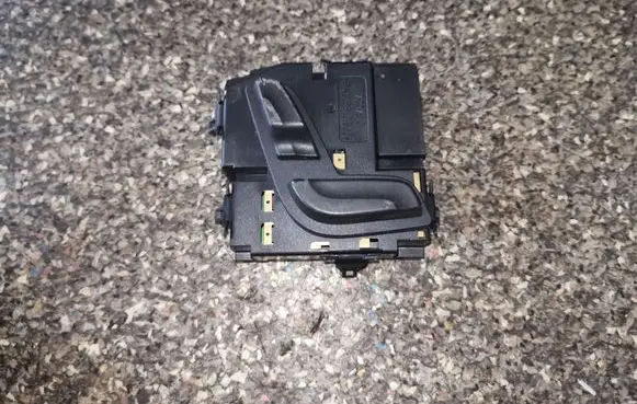 Mercedes-Benz C W204 Seat control switch A2048701958