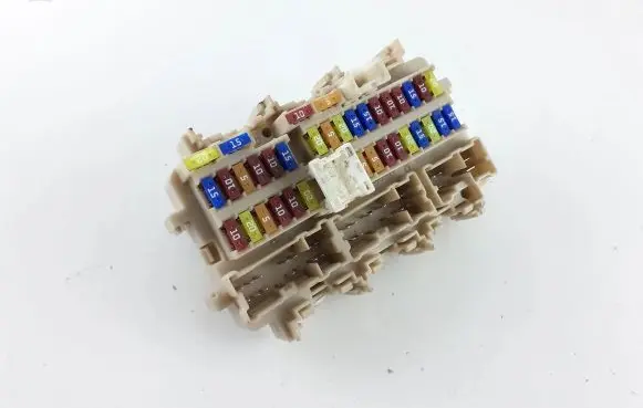 Nissan Qashqai Fuse module