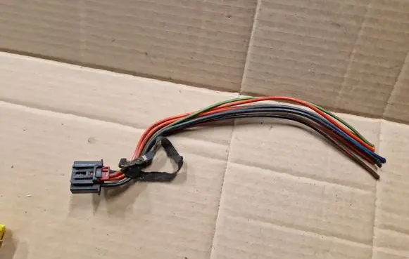 Volkswagen Transporter - Caravelle T5 Other relay 6R0971975A