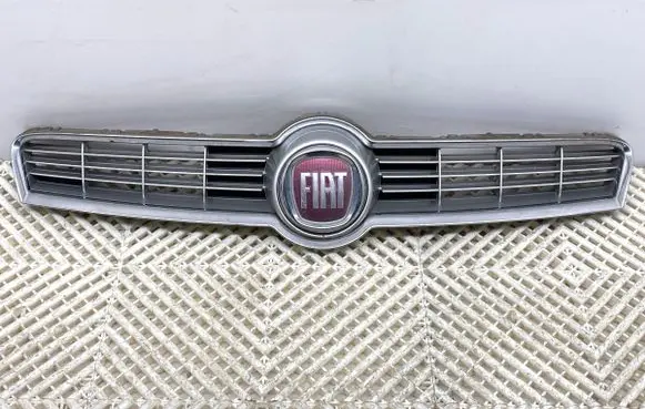 Fiat Sedici Front grill 71741-55LB