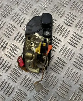 Chrysler Grand Voyager IV Front door lock