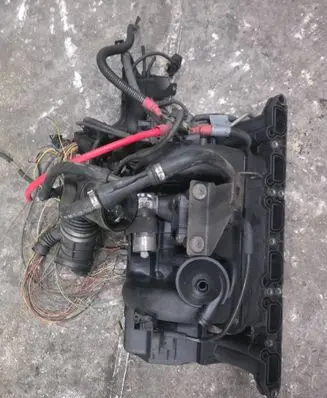 BMW 5 E60 E61 Intake manifold 7501527