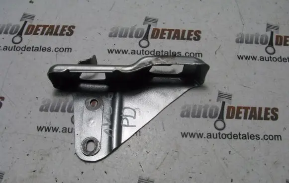 Toyota Avensis T250 Front bumper mounting bracket