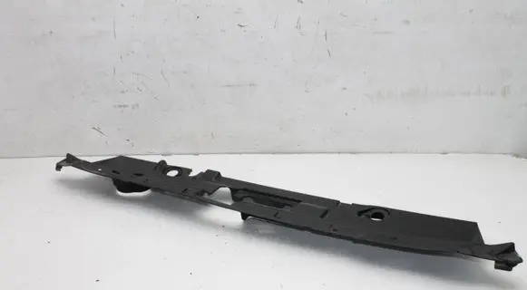Nissan Leaf II (ZE1) Radiator trim 623225SK0A