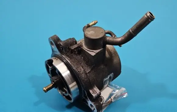 Mazda 6 Vacuum pump X2T58172 IMPRK1532297