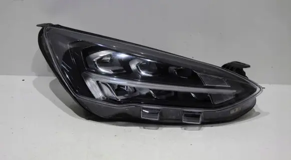 Ford Focus Headlight/headlamp