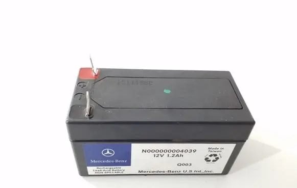 Mercedes-Benz A W176 Car battery N000000004039