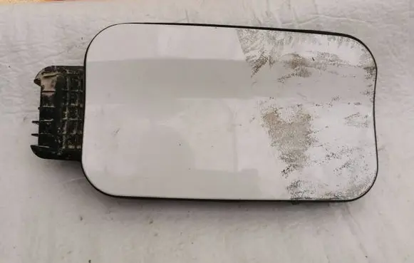 Peugeot Partner Fuel tank cap trim 