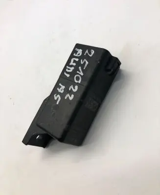Audi A5 Glow plug pre-heat relay 04l907281e