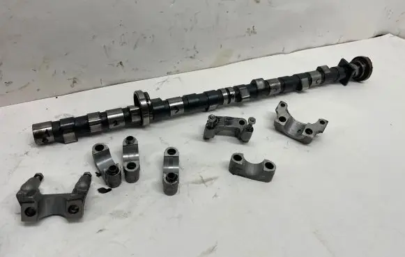 BMW 5 E34 Camshaft 894