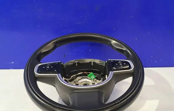 Volvo S90, V90 Steering wheel 31407817
