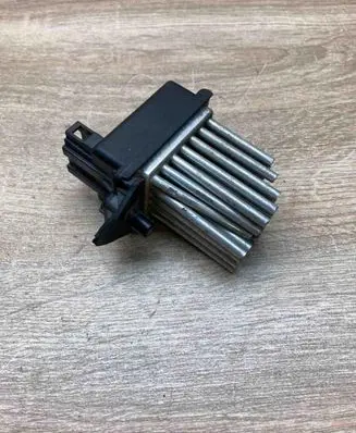 Audi A6 S6 C5 4B Heater blower motor/fan resistor 4B0820521 5DS006467