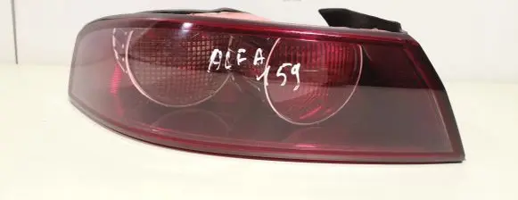 Alfa Romeo 159 Rear/tail lights 50504821 F939532801